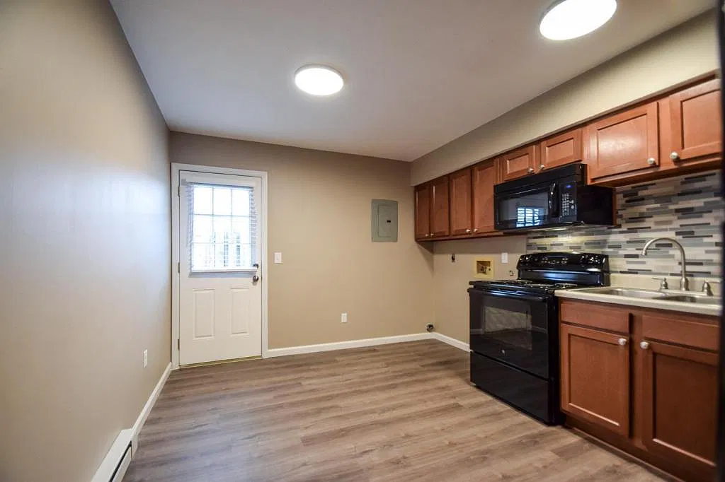 3405 Redbud Dr. C — Photo 3