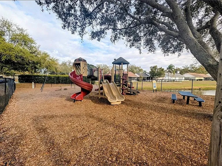 1906 Kettler Dr — Photo 19