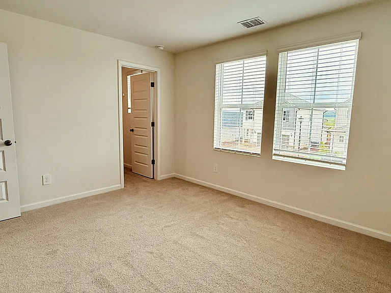 8259 Huspa Ave — Photo 22