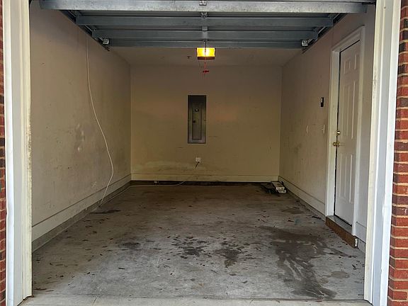 2nd image of 335 Crooked Pine Trl