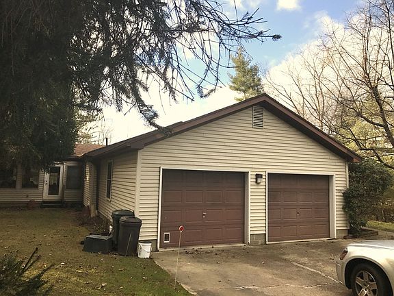 4th image of 5520 Fullview Heights Dr