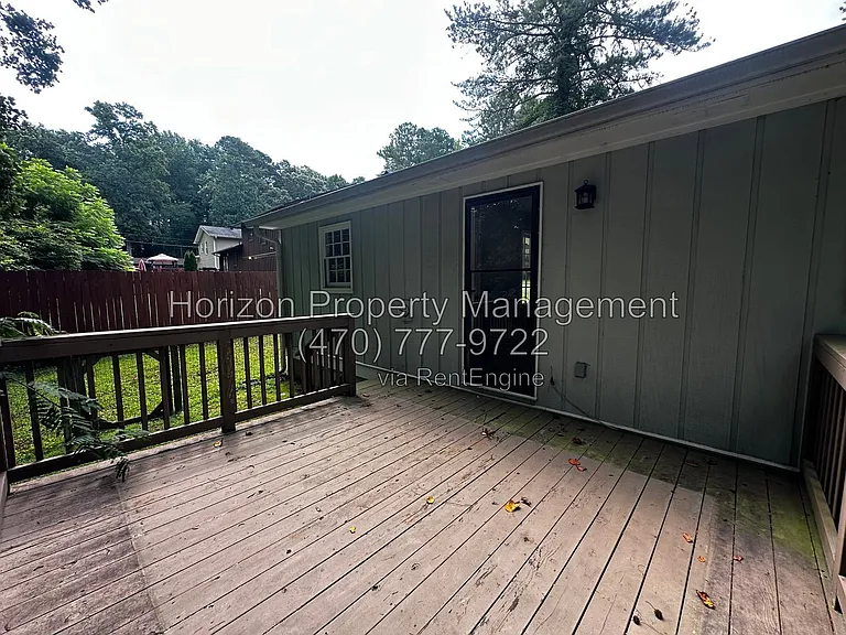 4014 White Oak Ct NW — Photo 18