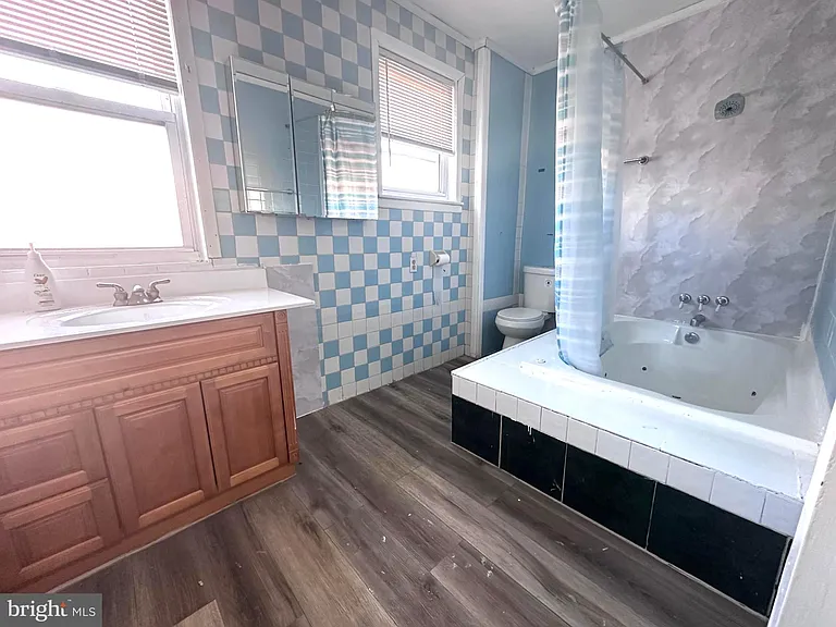 526 W Porter St — Photo 11