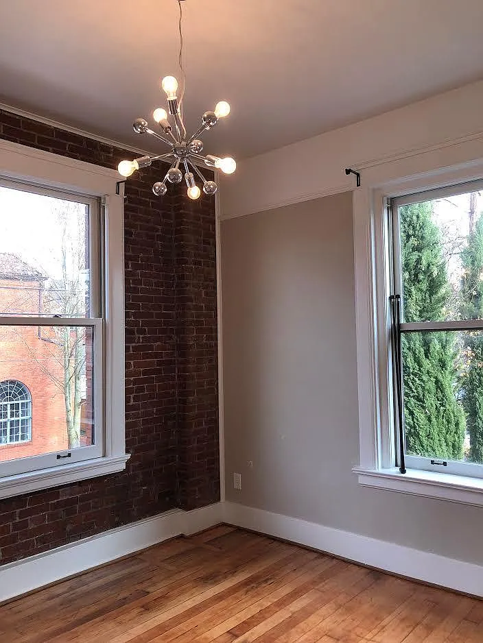 3974 N Mississippi Ave — Photo 4