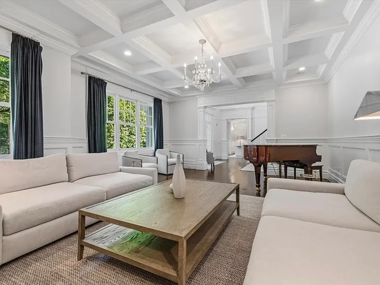 496 Wainscott Harbor Rd — Photo 22
