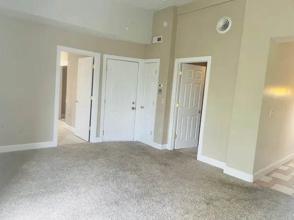 1203 Arch Street, 1203 Arch St APT 5, Pittsburgh, PA 15212