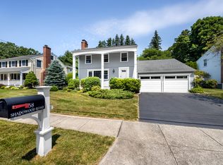 58 Shadowood Rd, Fairfield, CT 06824