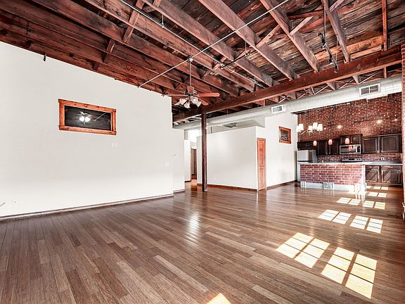 2nd image of 211 S Market Ave #Ub-209