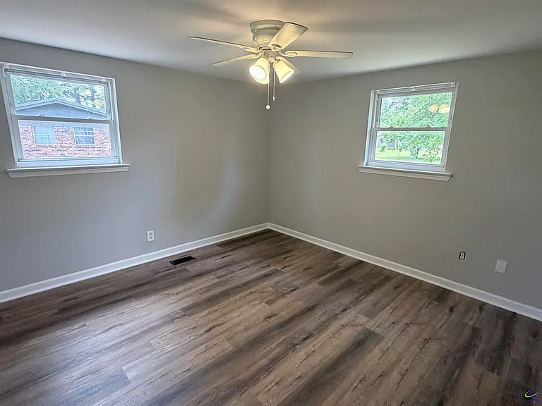 516 Ochlahatchee Dr — Photo 6