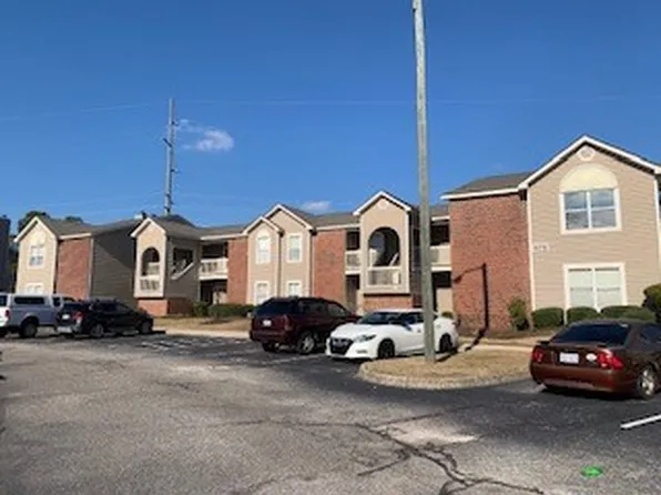 679 Bartons Landing Pl APT 1, Fayetteville, NC 28314