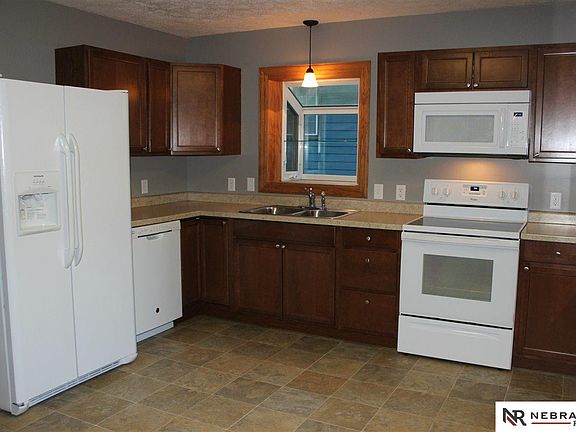 2nd image of 7105 Sun Valley Dr