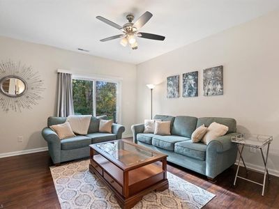 107 Sommerwall Pl, Greensboro, NC, 27405