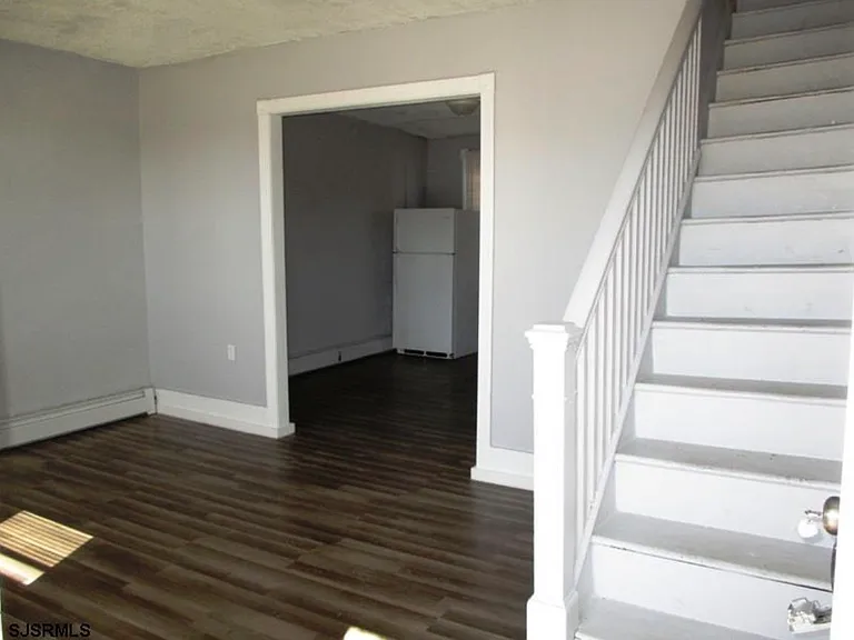 711 Harris Pl — Photo 5