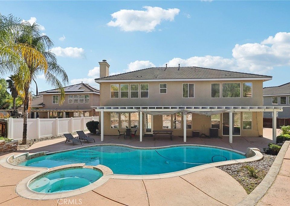 1st image of 23427 Fern Pl