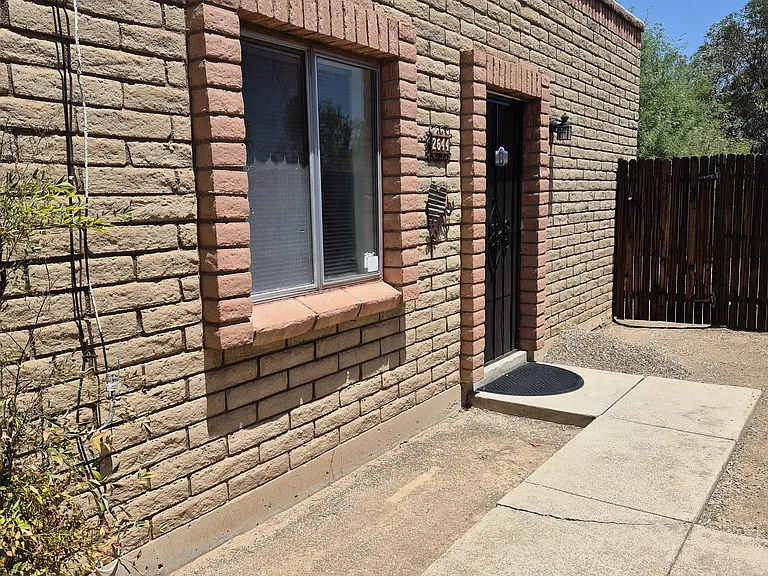 2642 N Calle De Romy — Photo 13