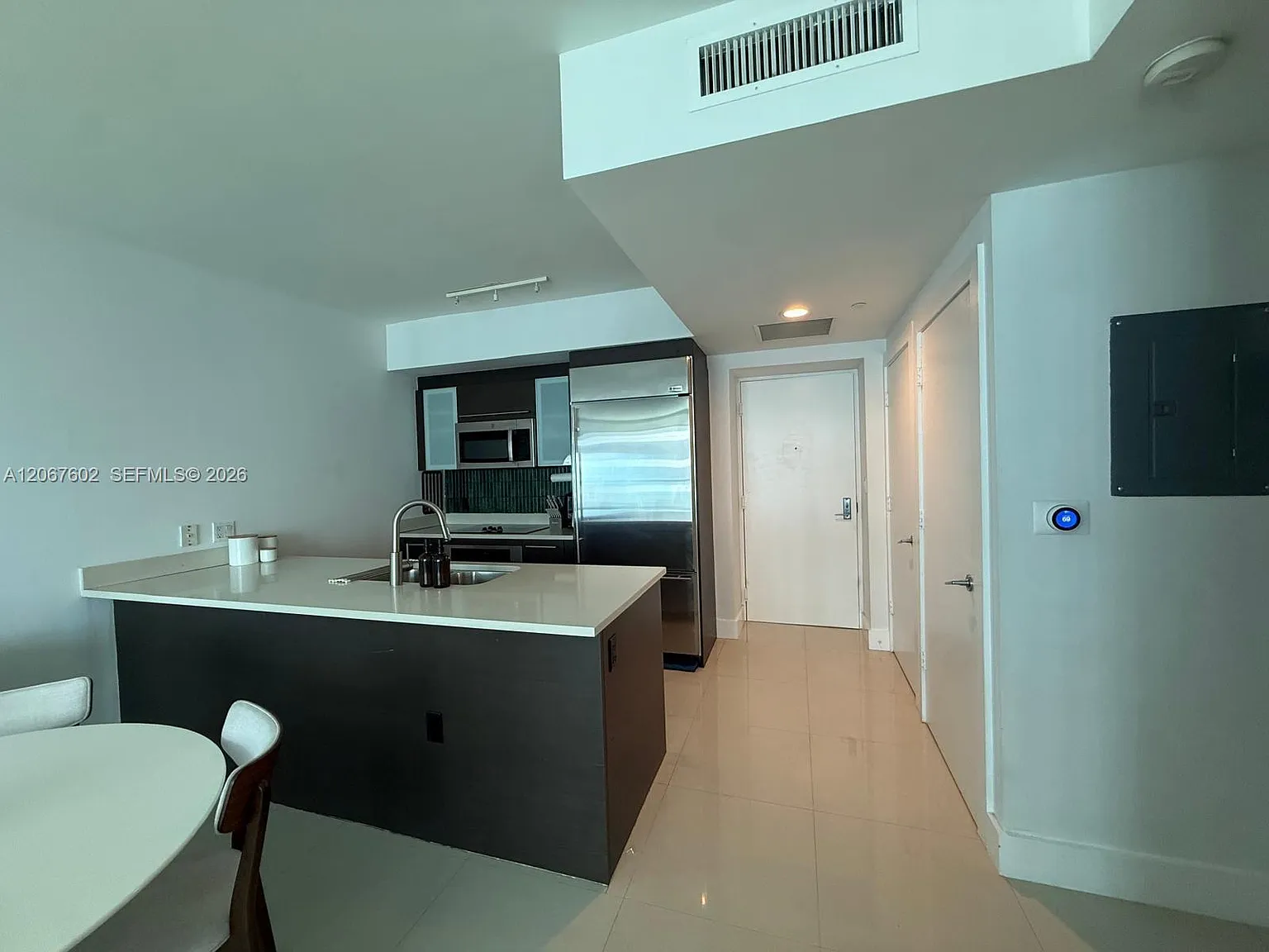 500 Brickell East Condo — Photo 4