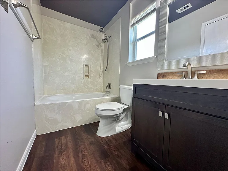 8607 Heather Bluff Ct — Photo 18
