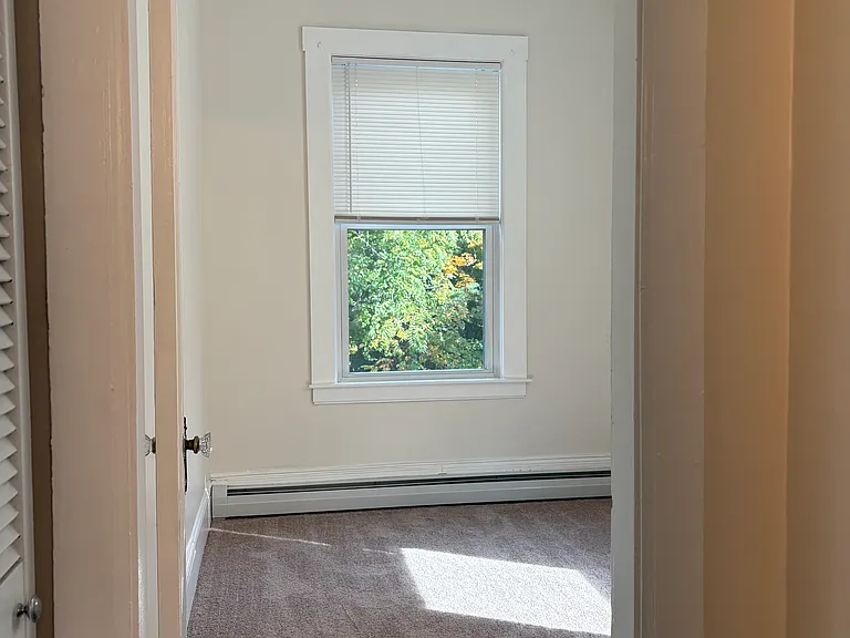 42 Preston St #4 — Photo 6