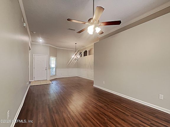 2nd image of 3814 HIDDEN VIEW Drive