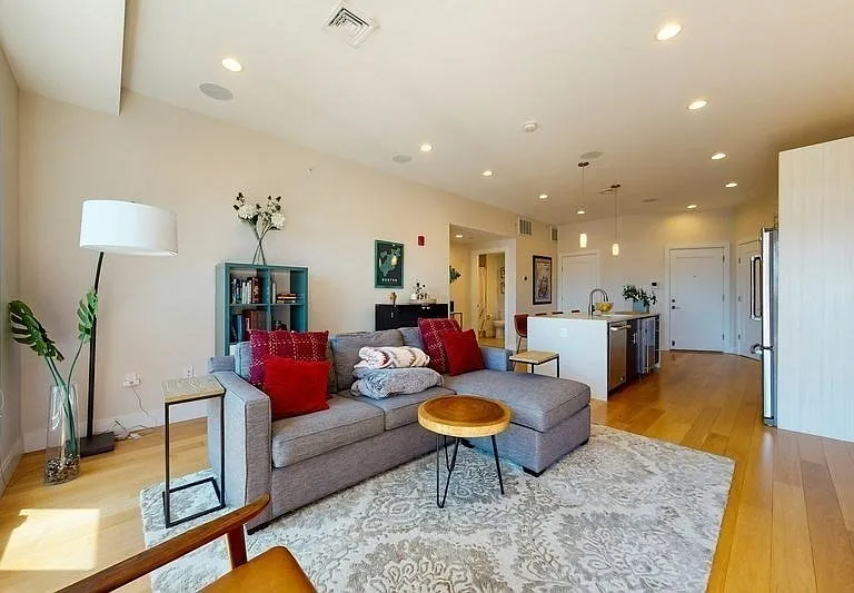 488 Dorchester Ave #4H — Photo 3