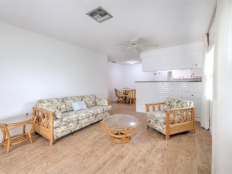 4313 Tahitian Gardens Cir #A — Photo 9
