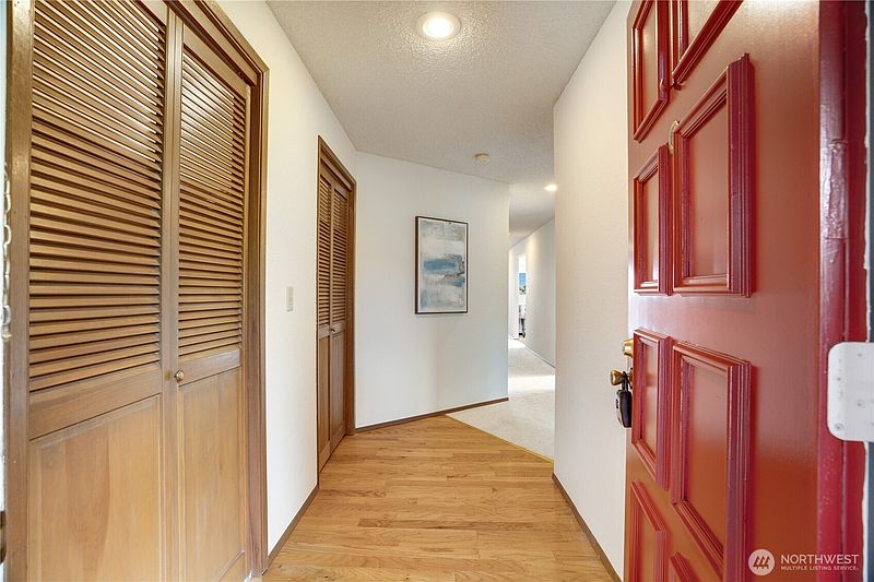 5th image of 809 N G Street #201