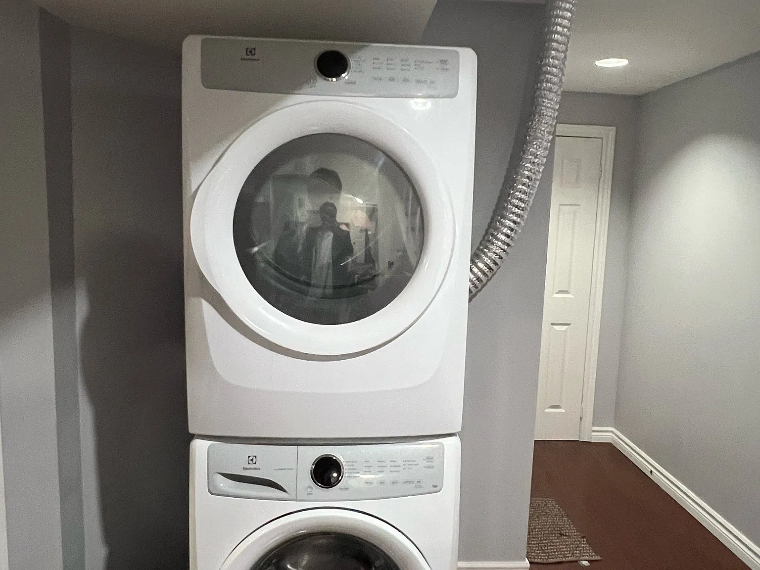 2 bed, $1,900 — Photo 4