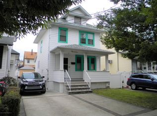 19 Beekman St, Staten Island, NY 10302