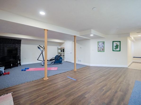 54 Oxbow Rd #54, Framingham, MA 01701