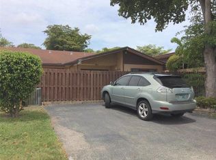 2080 SW 24th Cir, Boynton Beach, FL 33426