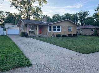 721 Beaumont Dr NW, Grand Rapids, MI 49504