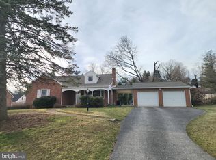405 Beaumont Rd, York, PA 17403