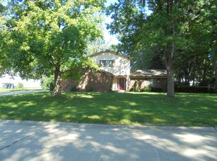 4078 Rockingchair Rd, Greenwood, IN 46142