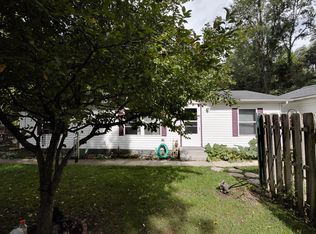 58640 Rumsey St, Three Rivers, MI 49093