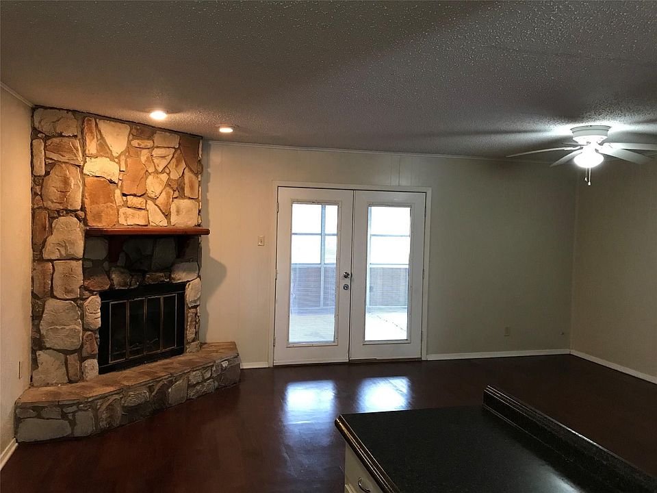 1st image of 901 Malibu Dr