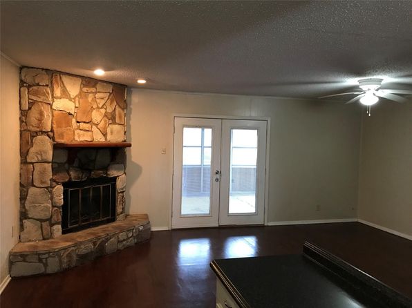 901 Malibu Dr