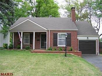 1st image of 979 Glenmoor Ave