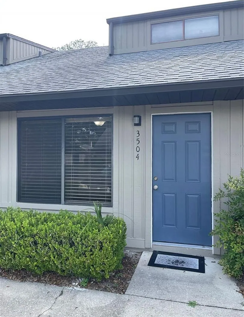 2-bedroom, 2-bathroom townhouse in Las Pampas — Photo 1