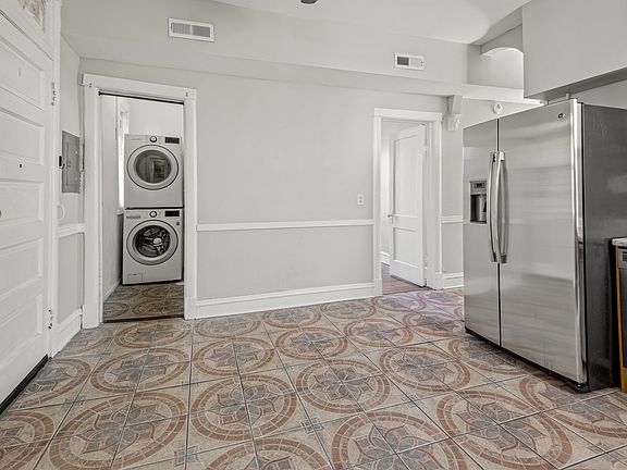 3rd image of 3228 W Fullerton Ave #2RB