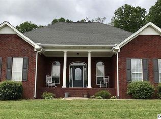 129 Yancy Ln, Laceys Spring, AL 35754