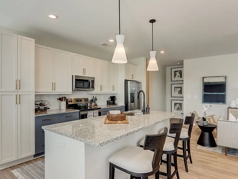 Birch Hill Apartments — Photo 40