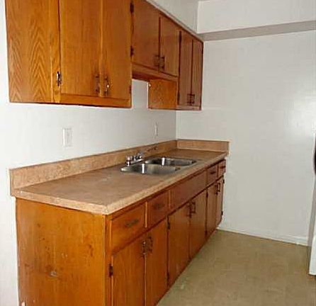 3rd image of 9624 1st Bay St APT 5