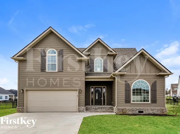 372 Lowline Dr, Clarksville, TN 37043