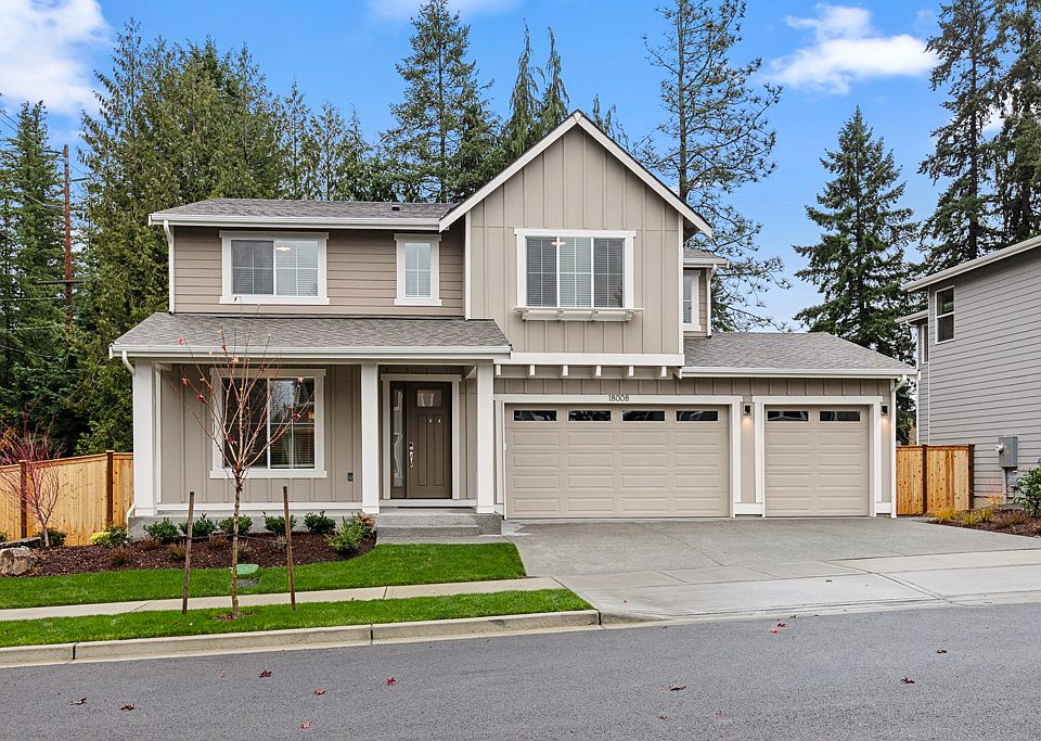 Designer-furnished model home - lot 8 at Shadow Creek