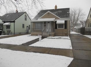 27828 Larchmont St, Saint Clair Shores, MI 48081
