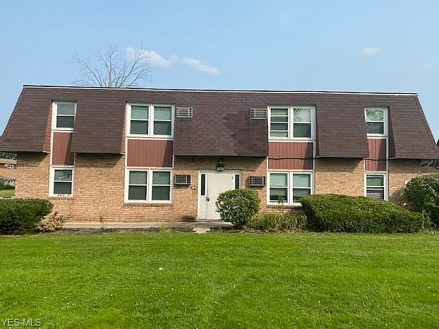 1st image of 2060 Wolosyn Cir #4