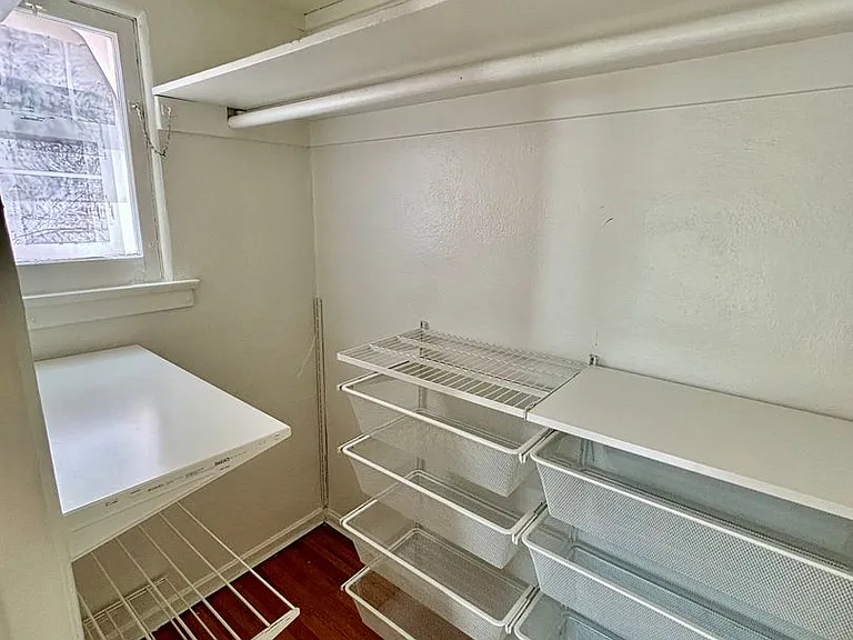 2432 Madison Ave — Photo 17