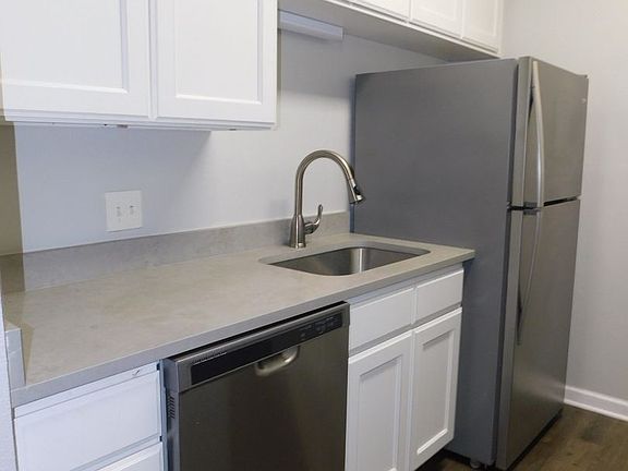 4th image of 12166 Metric Blvd APT 131
