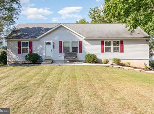6054 Blue Valley Ave, Harrisburg, PA 17112
