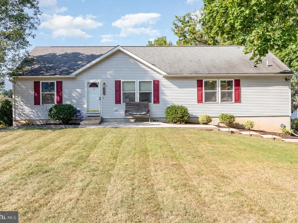 6054 Blue Valley Ave, Harrisburg, PA 17112